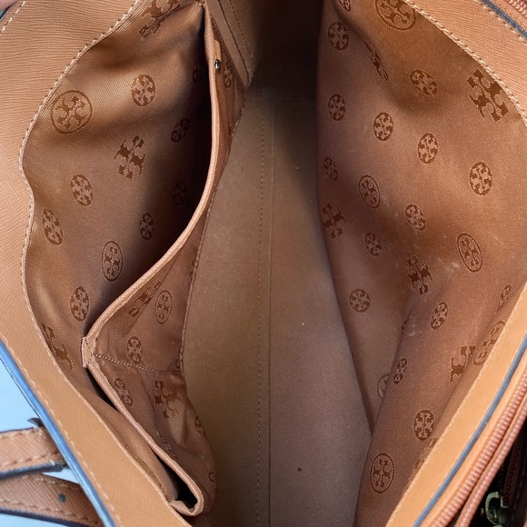 Tory Burch Robinson Small Tote - Picture 6 of 12